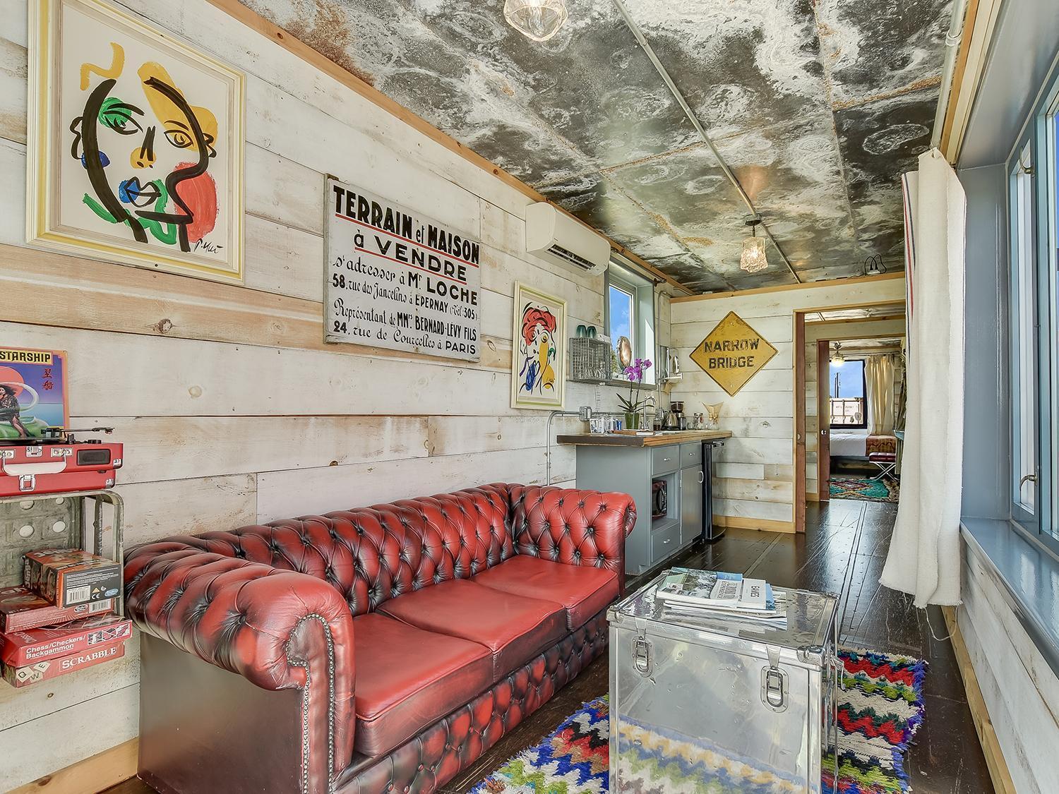 Flophouze Shipping Container Hotel Round Top Oda fotoğraf